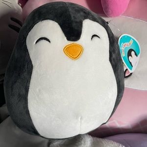 Squishmallows Luna Penguin - NWT